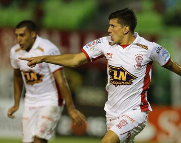 Diego Mendoza en su paso previo por Hurac&aacute;n