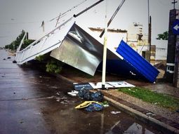 un temporal en rio cuarto provoco destrozos un temporal en rio cuarto provoco destrozos