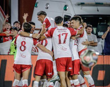 Cómo ver en vivo Huracán vs. Aldosivi por el Torneo Apertura