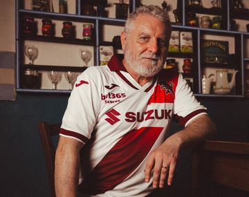 El club que presentó una camiseta en homenaje a River y emocionó a sus hinchas: Eterna amistad