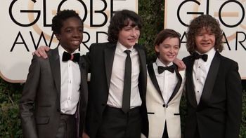 Los chicos de Stranger Things en la alfombra de los Globo de Oro Los chicos de Stranger Things en la alfombra de los Globo de Oro