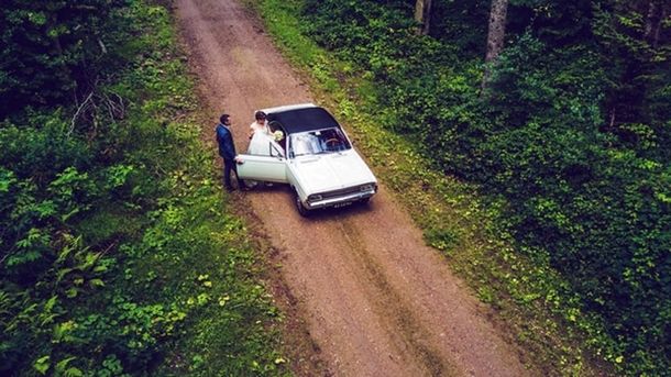 ¿Es esta la foto de bodas más escandalosa de la historia?