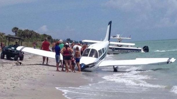 Una muerte insólita: tomaba sol en Miami y fue atropellado por una avioneta bimotor