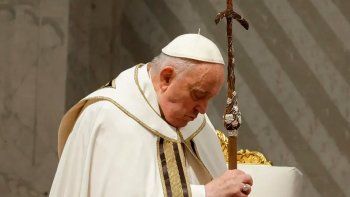 Pese a sus problemas de salud, el Papa estuvo en la misa del Jueves Santo