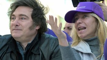 Los hermanos Javier y Karina Milei. Los hermanos Javier y Karina Milei.