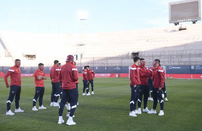 Incidentes entre allegados de Racing y de Independiente