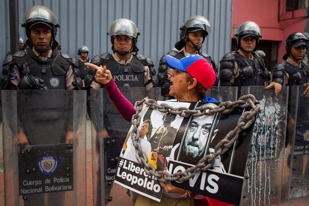 Mueren otras dos dos personas en Venezuela en protestas contra el gobierno