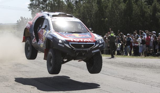 Peterhansel correrá en autos para Peugeot