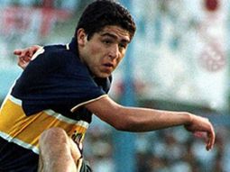 a 16 anos de su debut, roman riquelme fue furor en twitter a 16 anos de su debut, roman riquelme fue furor en twitter