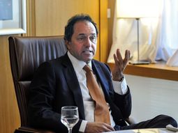 daniel scioli en radio 10: repudio la brutal agresion en tucuman daniel scioli en radio 10: repudio la brutal agresion en tucuman