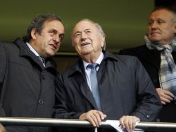 La FIFA elige presidente nueve meses después del escándalo