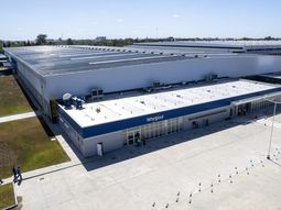 Importante fábrica de electrodomésticos anunció el cierre de su planta en Pilar: más de 200 trabajadores a la calle