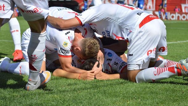 Emocionante triunfo de Huracán sobre el Gimnasia de Maradona