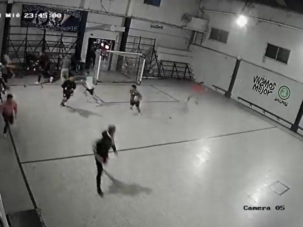 Tiros y pánico: delincuentes armados robaron en un club en Avellaneda 