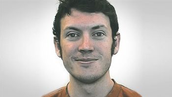 el asesino batimaniaco fue rechazado en un club de tiro al blanco el asesino batimaniaco fue rechazado en un club de tiro al blanco