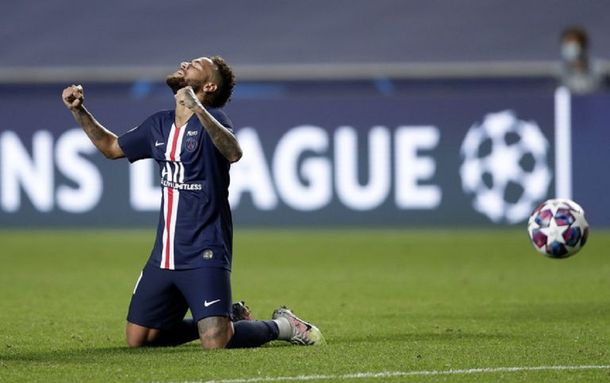 Neymar y PSG se metieron en la final. Foto: El País.