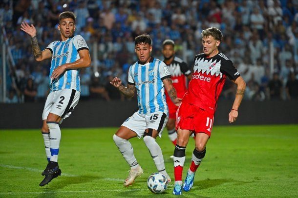 Copa de la Liga: Atlético Tucumán y River igualaron 0-0