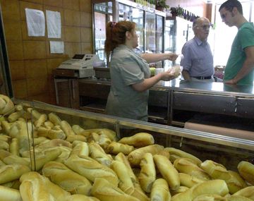 Comercio cerró el acuerdo por el kilo de pan a 18 pesos
