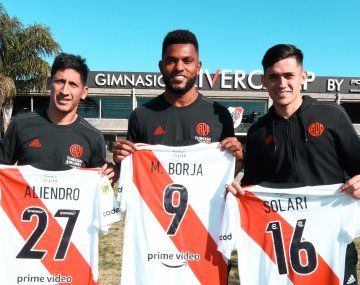 River presentó a Miguel Borja