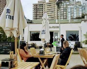 Cuál es la playa más barata para comer en Mar del Plata