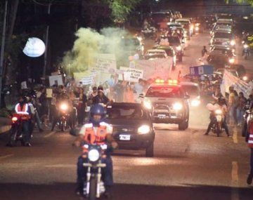 Marcha masiva en reclamo de justicia por abusos y torturas en un hogar de niños