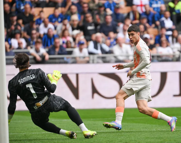Video: el golazo de Matías Soulé para la Roma contra el Inter por la Serie A