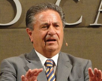 ¿Está bien que un ex presidente diga cul... en público?