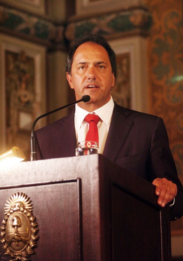 Daniel Scioli avanzará en la creación de las policías comunales en la Provincia