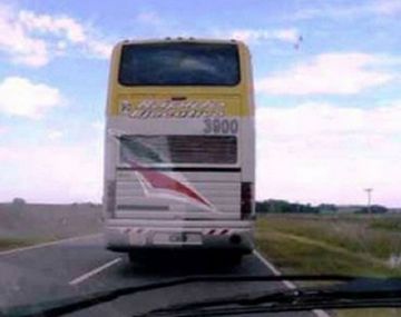 Piratas del asfalto: intentaron asaltar un colectivo en plena ruta