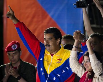 El Gobierno destacó la corrección del acto electoral