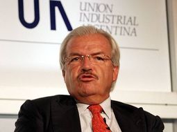 techint advierte por el manoseo en el tipo de cambio techint advierte por el manoseo en el tipo de cambio