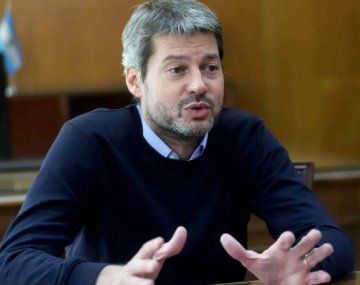 Lammens contradice al Gobierno: La idea es no parar el fútbol