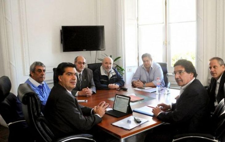 Tras el cuarto intermedio, el Gobierno y docentes retoman la discusión