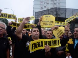 cruzada contra uber: la ciudad recomienda aplicar sanciones con rigurosidad cruzada contra uber: la ciudad recomienda aplicar sanciones con rigurosidad