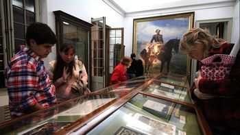 mas de 115 mil personas asistieron a la noche de los museos mas de 115 mil personas asistieron a la noche de los museos