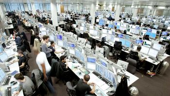 tras una tragedia, un banco dara franco los domingos a los jovenes tras una tragedia, un banco dara franco los domingos a los jovenes