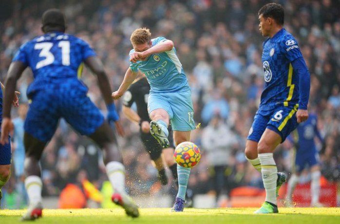 Manchester City venció al Chelsea y quedó más cerca de consagrarse en la Premier League