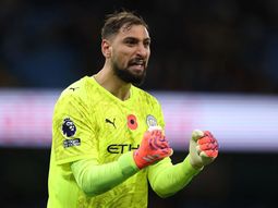 donnarumma destrono al dibu martinez y gano el premio the best al mejor arquero donnarumma destrono al dibu martinez y gano el premio the best al mejor arquero