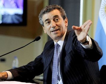 Randazzo desafió a Nisman: Que le muestre a la sociedad las pruebas que tiene