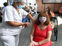 El Gobierno avanza con su estrategia multivacuna: incluye a Cuba, India y Pfizer