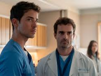 La serie española subida de tono ideal para maratonear en una sola noche