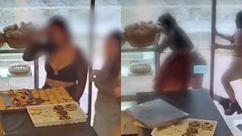 tres adolescentes quisieron robar una panaderia y la encargada las echo a cuchillazos tres adolescentes quisieron robar una panaderia y la encargada las echo a cuchillazos