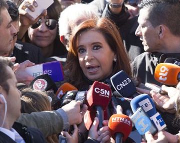 La ex presdienta pridió postergar la citación de este viernes