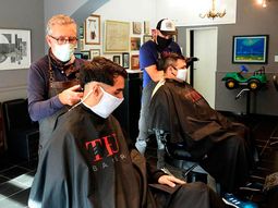 La Ciudad quiere abrir las peluquerías y shoppings en dos semanas: qué pasará con los centros de estética