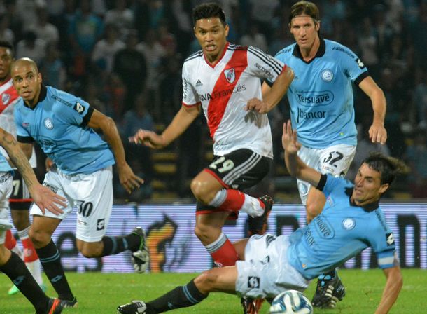 Después del gol que no fue, Elizondo pide tecnología ya para el fútbol argentino