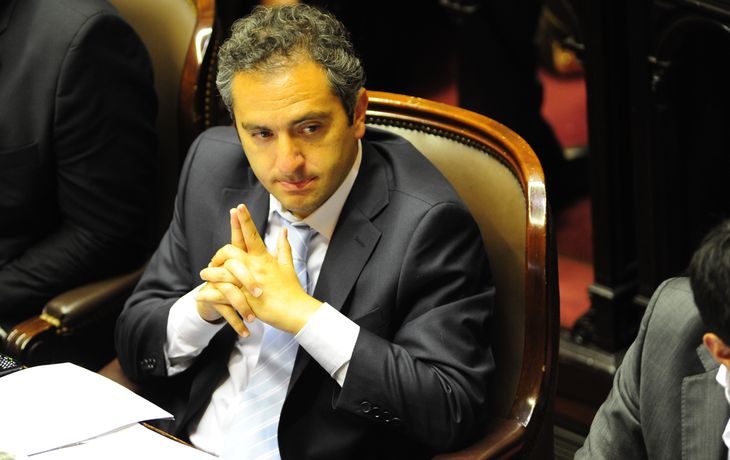 Larroque: La causa no tiene sustento jurídico