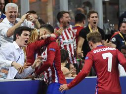 un pollerudo: mira el romantico festejo de carrasco tras su gol al real madrid un pollerudo: mira el romantico festejo de carrasco tras su gol al real madrid