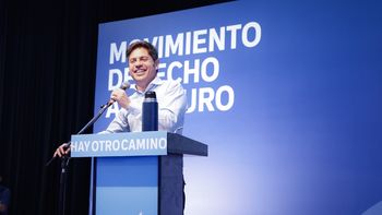 Kicillof prometió construir una fuerza política que trascienda a la Provincia
