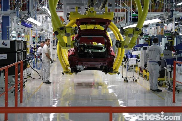 Jueves negro para las automotrices: Fiat y Renault acusadas de fraude