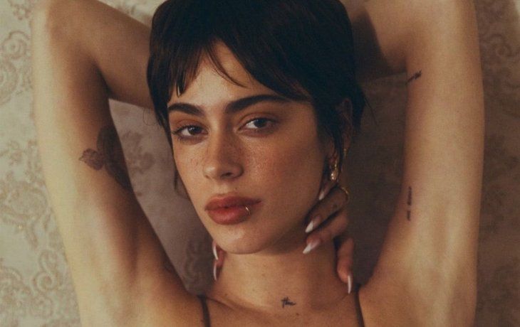 La impactante sesión de fotos de Tini Stoessel para la revista Rolling Stone